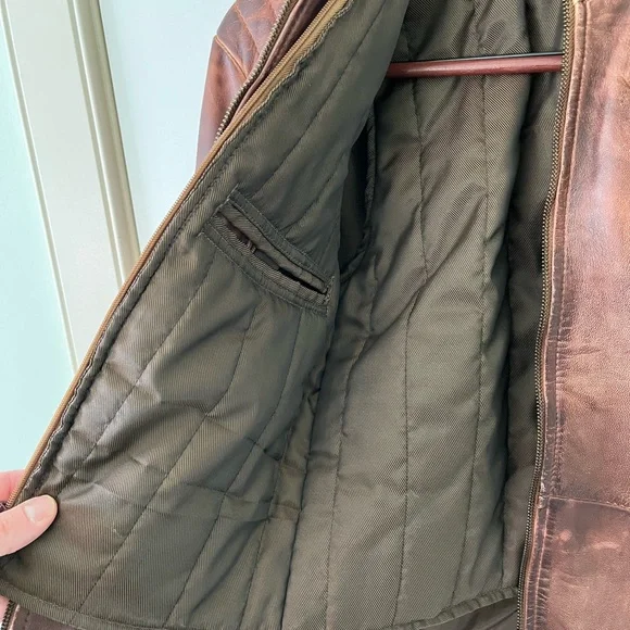 Men's Distressed Leather Jacket - Picture 4 of 13